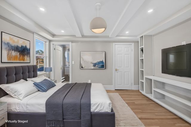 70 Brush Hill Rd 70, Milton, MA 02186