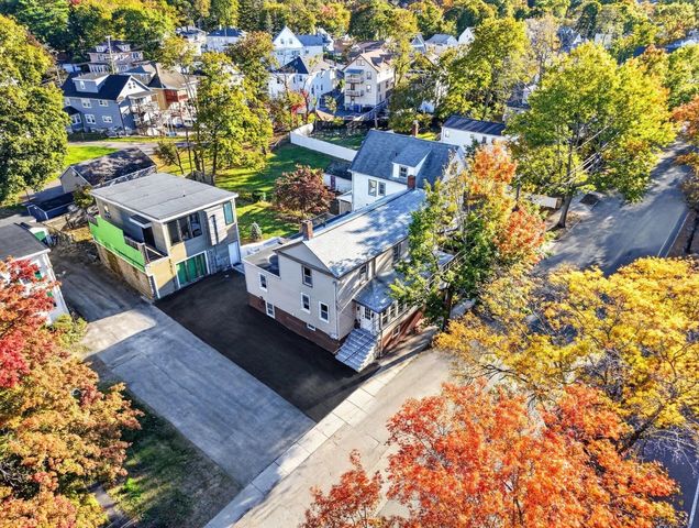 70 Brush Hill Rd 70, Milton, MA 02186
