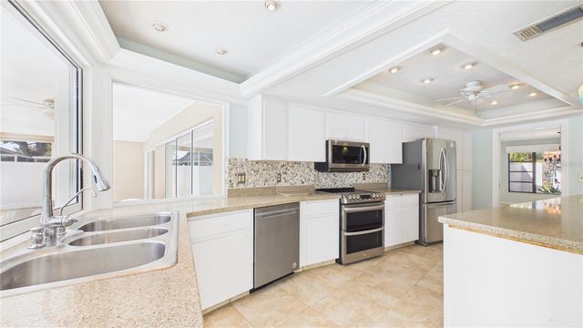 1895 DEL ROBLES TERRACE, Clearwater, FL 33764