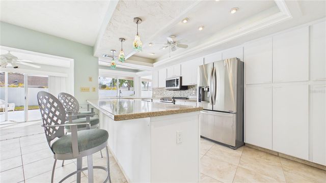 1895 DEL ROBLES TERRACE, Clearwater, FL 33764