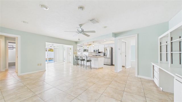 1895 DEL ROBLES TERRACE, Clearwater, FL 33764