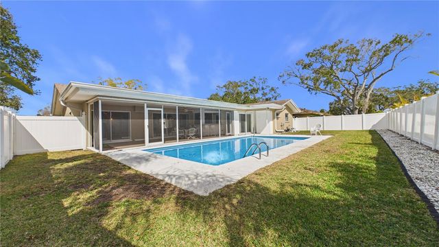 1895 DEL ROBLES TERRACE, Clearwater, FL 33764