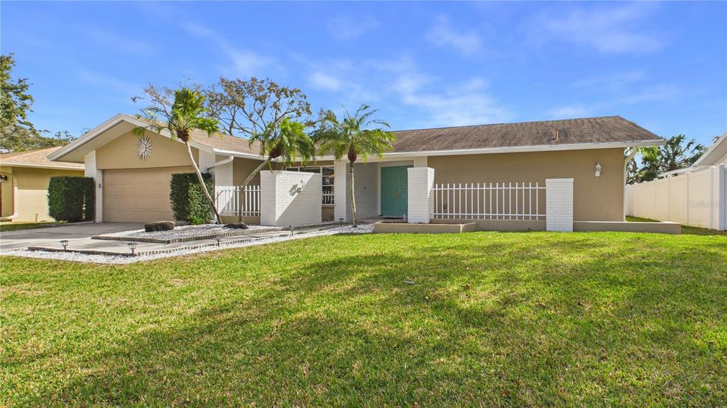 1895 DEL ROBLES TERRACE, Clearwater, FL 33764