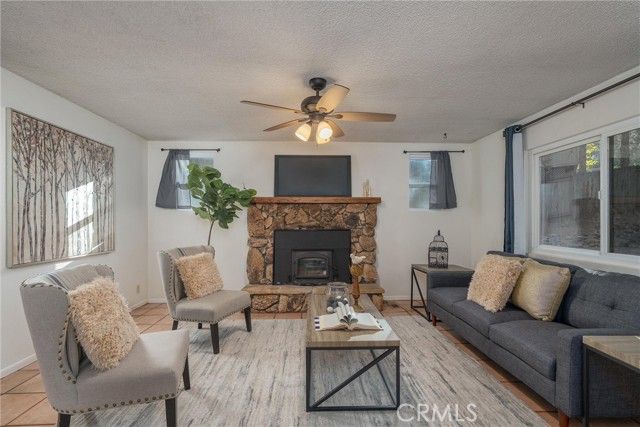 15328 Forest Ranch Wy, Forest Ranch, CA 95942