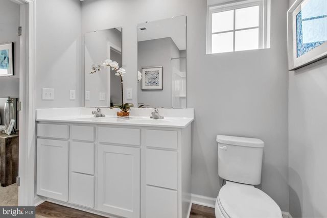 1212 BRECKENRIDGE DR, Hagerstown, MD 21740