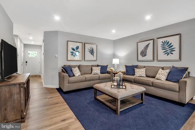1212 BRECKENRIDGE DR, Hagerstown, MD 21740