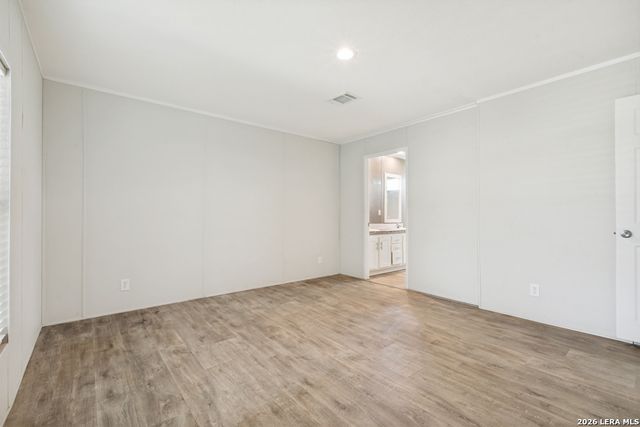 7030 Calle Briseno, San Antonio, TX 78252