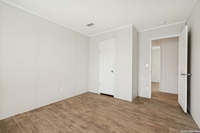 7030 Calle Briseno, San Antonio, TX 78252