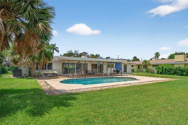 377 S SHORE DRIVE, Sarasota, FL 34234