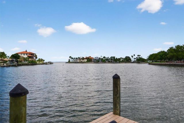 377 S SHORE DRIVE, Sarasota, FL 34234