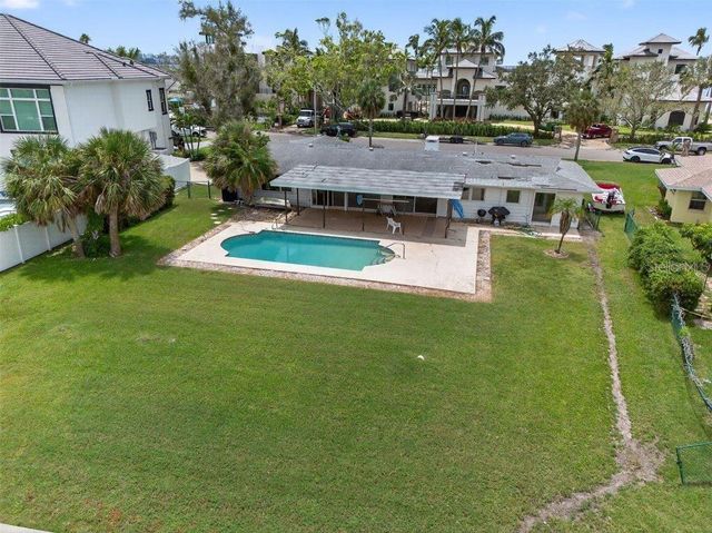 377 S SHORE DRIVE, Sarasota, FL 34234