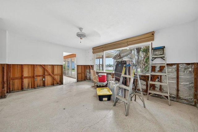 377 S SHORE DRIVE, Sarasota, FL 34234