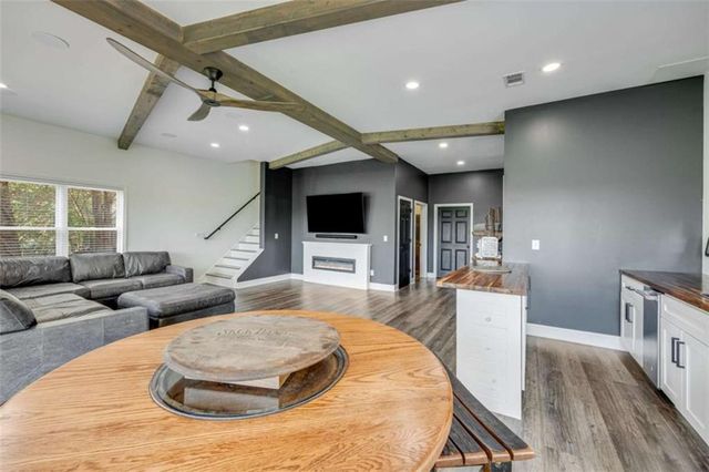 385 Pirkle Leake Road, Dawsonville, GA 30534