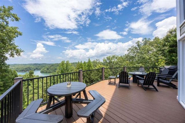 385 Pirkle Leake Road, Dawsonville, GA 30534