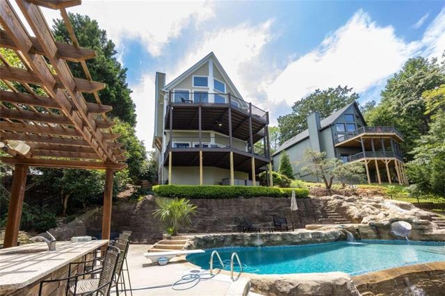 385 Pirkle Leake Road, Dawsonville, GA 30534