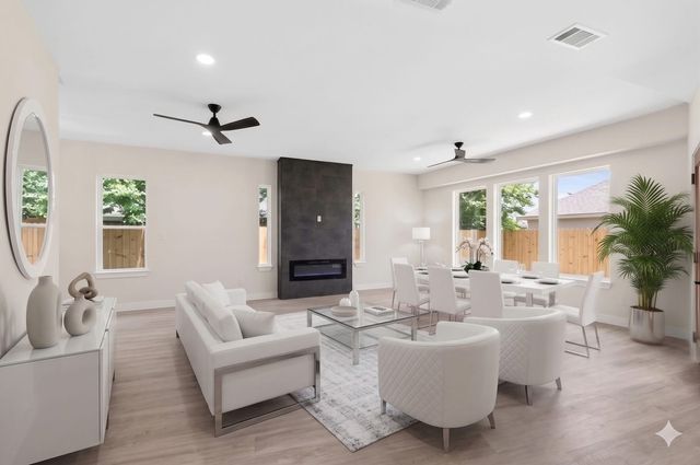 4128 Pluto Street, Dallas, TX 75212