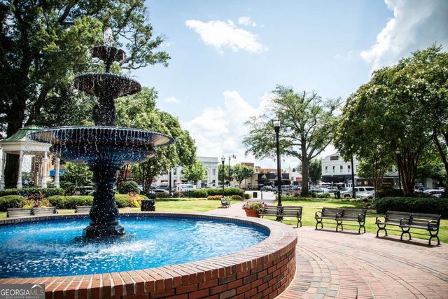 117 Willowfern Lane, Marietta, GA 30066