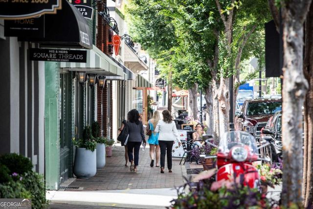 117 Willowfern Lane, Marietta, GA 30066