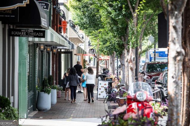 117 Willowfern Lane, Marietta, GA 30066