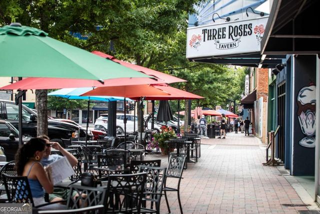 117 Willowfern Lane, Marietta, GA 30066