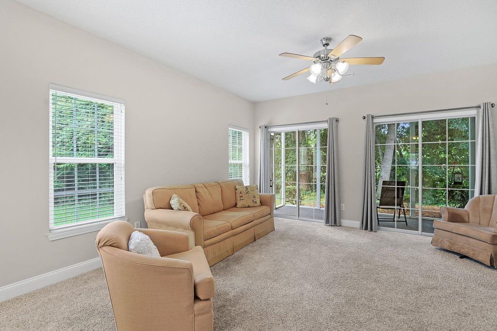 5018 Belleglen Ct Apt 101, Myrtle Beach, SC 29579 — photo 2