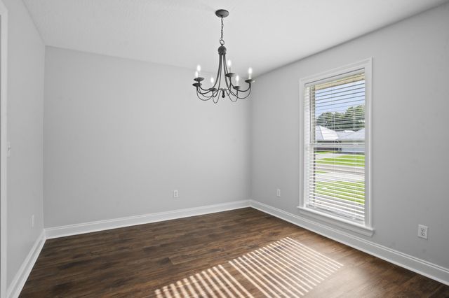 54 Nicolaus Dr., Hattiesburg, MS 39402