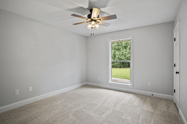 54 Nicolaus Dr., Hattiesburg, MS 39402