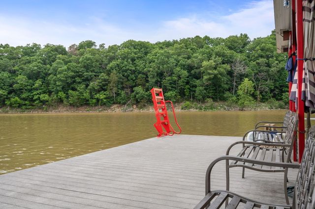 28914 Farm Road 1260, Golden, MO 65658
