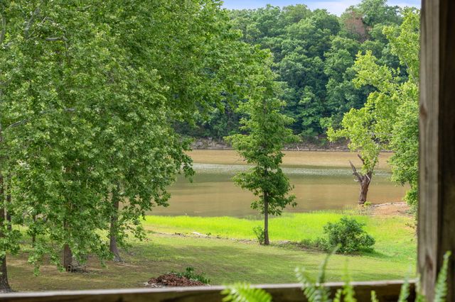 28914 Farm Road 1260, Golden, MO 65658