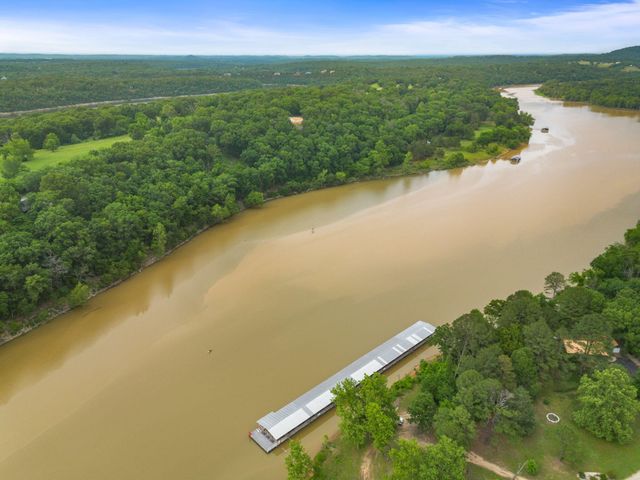 28914 Farm Road 1260, Golden, MO 65658