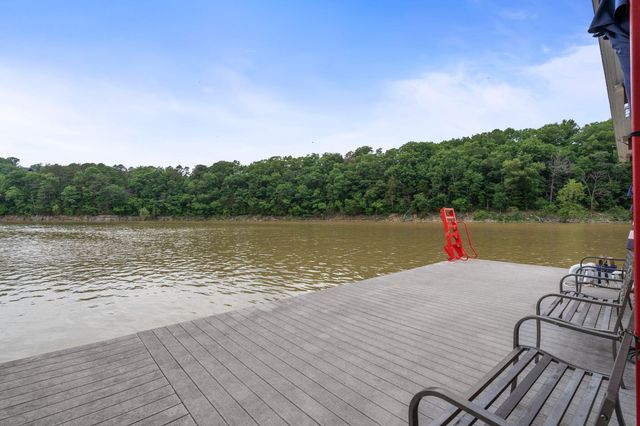 28914 Farm Road 1260, Golden, MO 65658