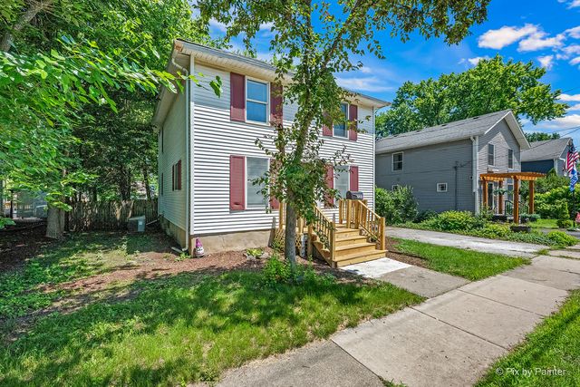 737 Blaine Street, Batavia, IL 60510
