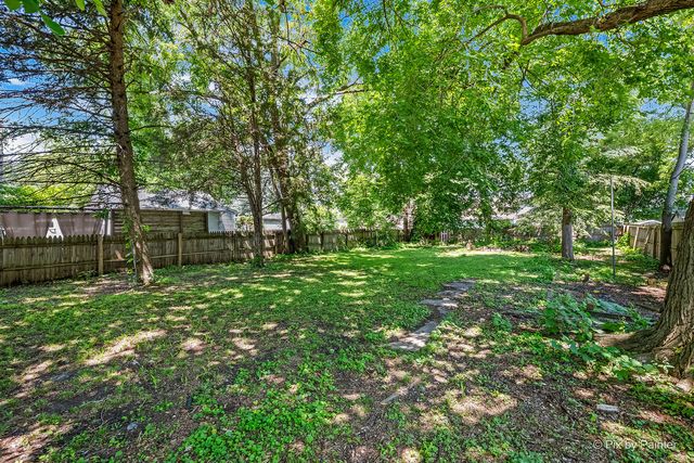 737 Blaine Street, Batavia, IL 60510
