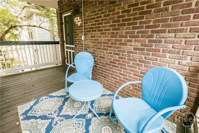 309 E 34th Street, Savannah, GA 31401