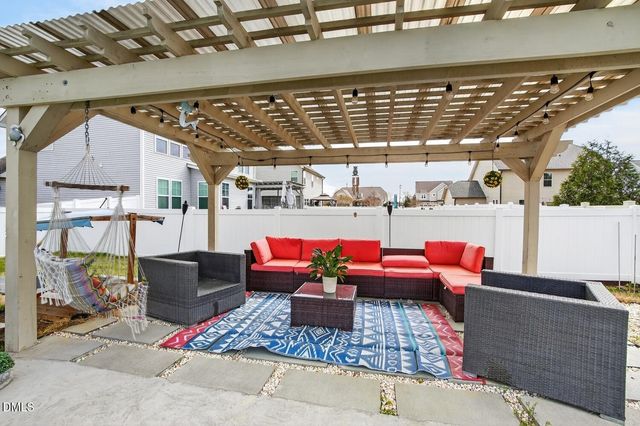 41 Gladwood Way, Garner, NC 27529