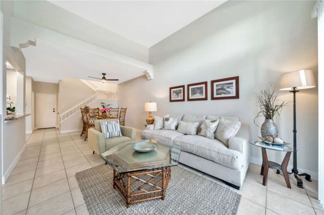 160 Via Lampara, Rancho Santa Margarita, CA 92688