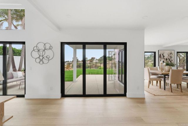 2161 Calle Buena Ventura, Oceanside, CA 92056