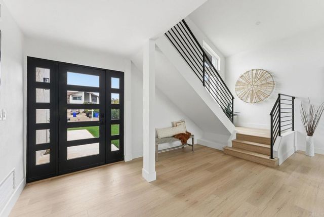 2161 Calle Buena Ventura, Oceanside, CA 92056