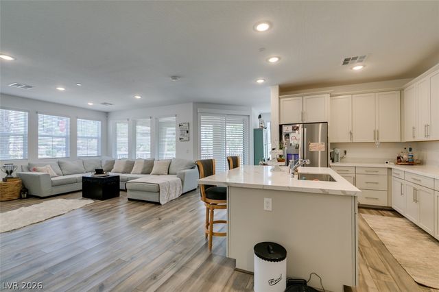 2555 Hampton Road 4104, Henderson, NV 89052
