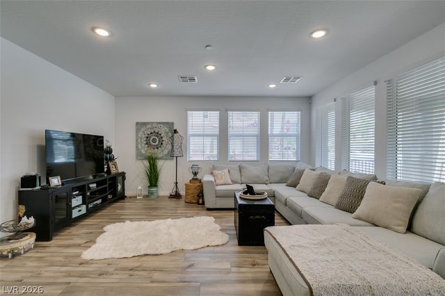 2555 Hampton Road 4104, Henderson, NV 89052