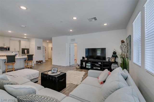 2555 Hampton Road 4104, Henderson, NV 89052
