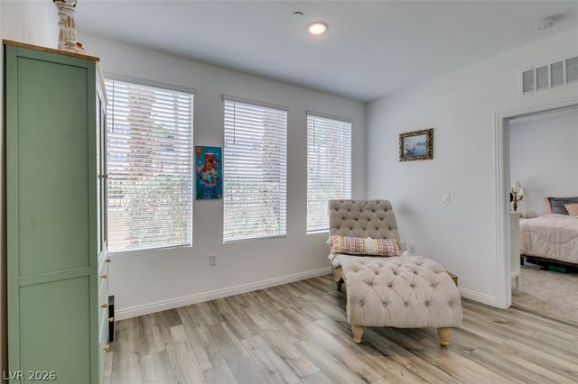 2555 Hampton Road 4104, Henderson, NV 89052