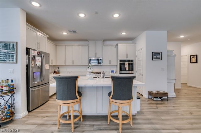 2555 Hampton Road 4104, Henderson, NV 89052