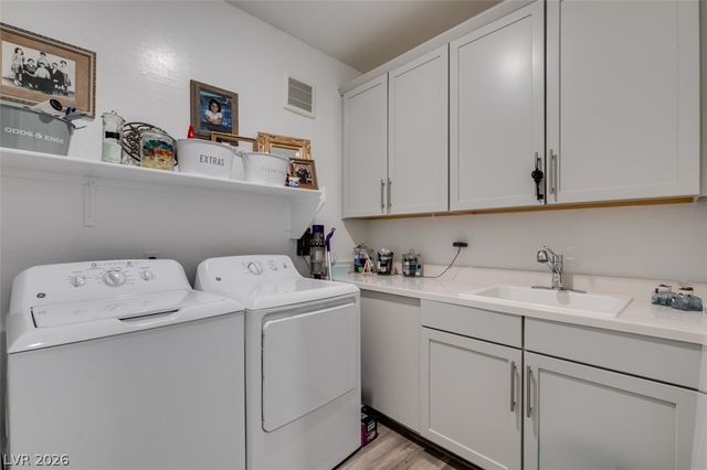2555 Hampton Road 4104, Henderson, NV 89052