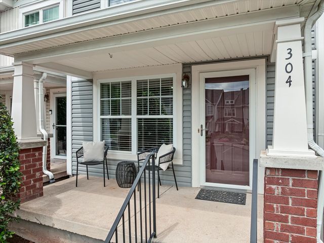 304 Shadow Glen Dr, Nashville, TN 37211