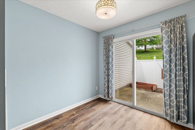 304 Shadow Glen Dr, Nashville, TN 37211