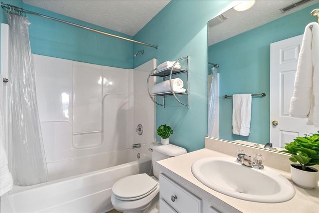 304 Shadow Glen Dr, Nashville, TN 37211