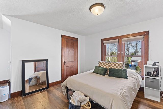 1009 Wisconsin STREET, Watertown, WI 53094