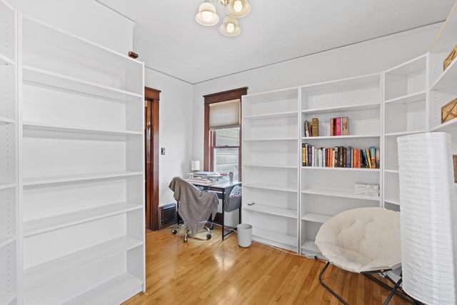 1009 Wisconsin STREET, Watertown, WI 53094