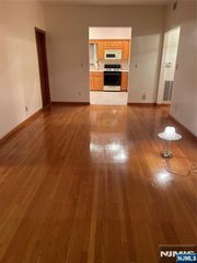 36 Jane Street 1, East Rutherford, NJ 07073